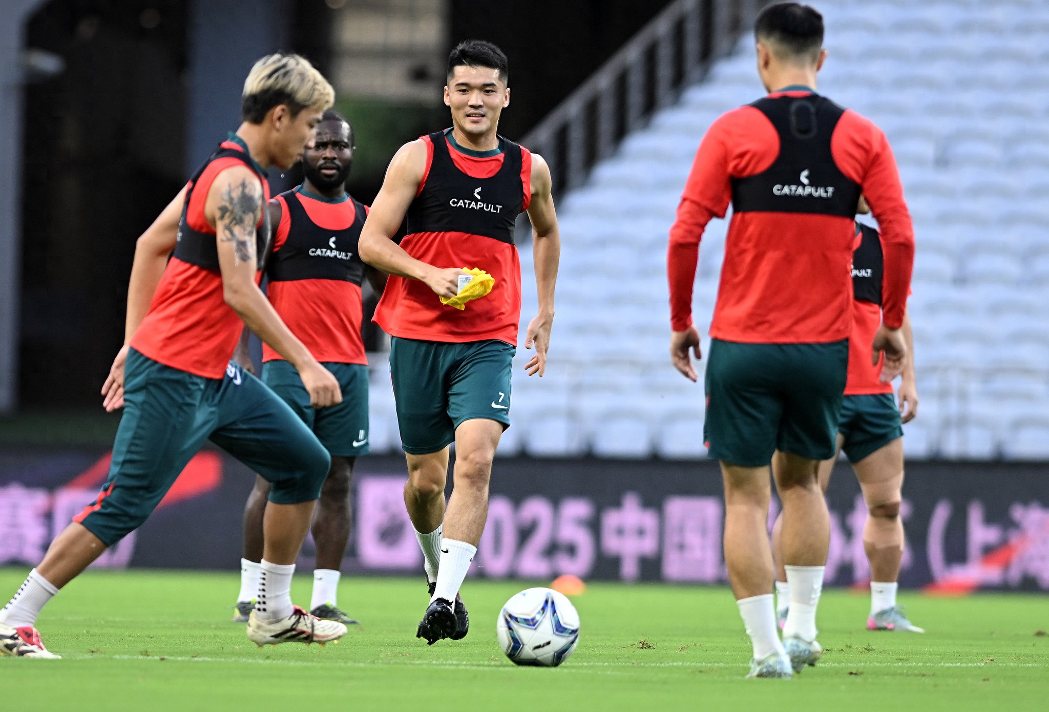 MK体育直播-山东泰山发布备战花絮；转会期内部沟通；NBA季后赛任务艰巨；球队文化再被提及的简单介绍